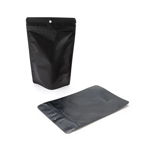 Stå upp påsar Matt Black 13x7x20.5cm | 113 gram med upphängningshål (100 st) [ZBGM3MBH]