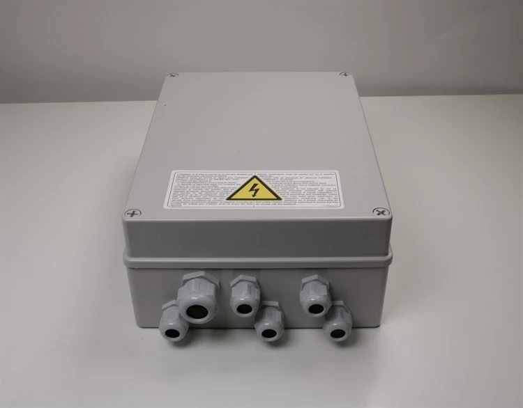 Styrbox 24V för motor i rör