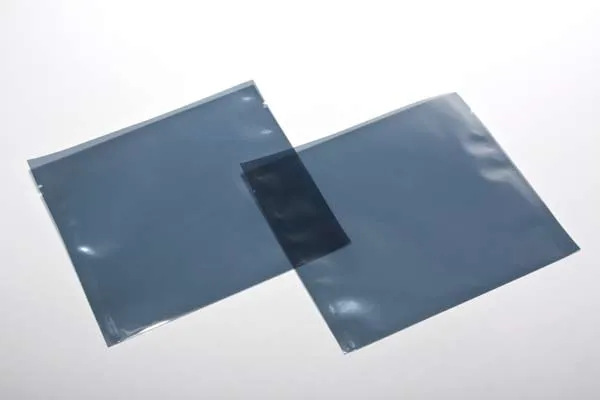 Statiska skyddspåsar 12,7x12,7cm ingen stängning (100 st) [SSO55]