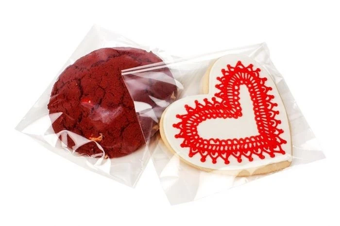 Plastpåsar 12,2x15,7cm Transparent med Tejpremsa (100 st) [B4N6]